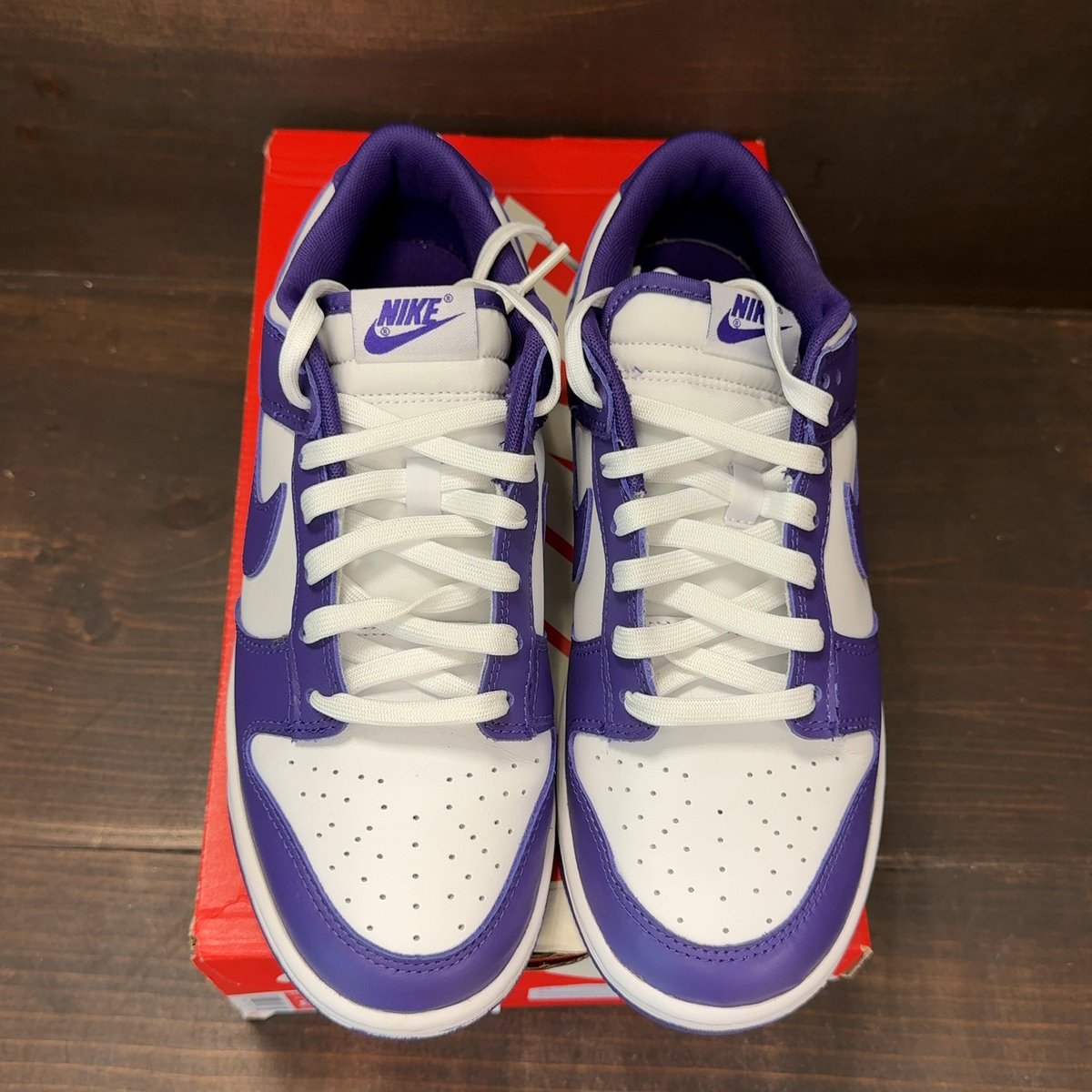 Nike Dunk Low Championship Court Purple Size 8.5 (Pre-Owned) - tag