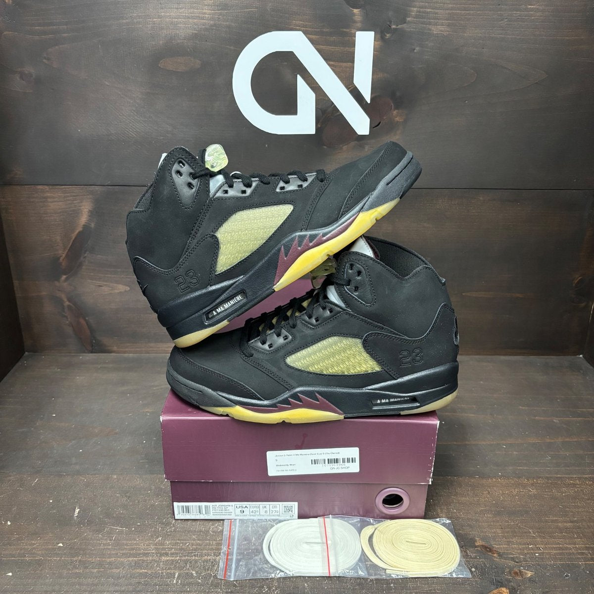 Jordan 5 Retro A Ma Maniére Dusk Size 9 (Pre-Owned) - front