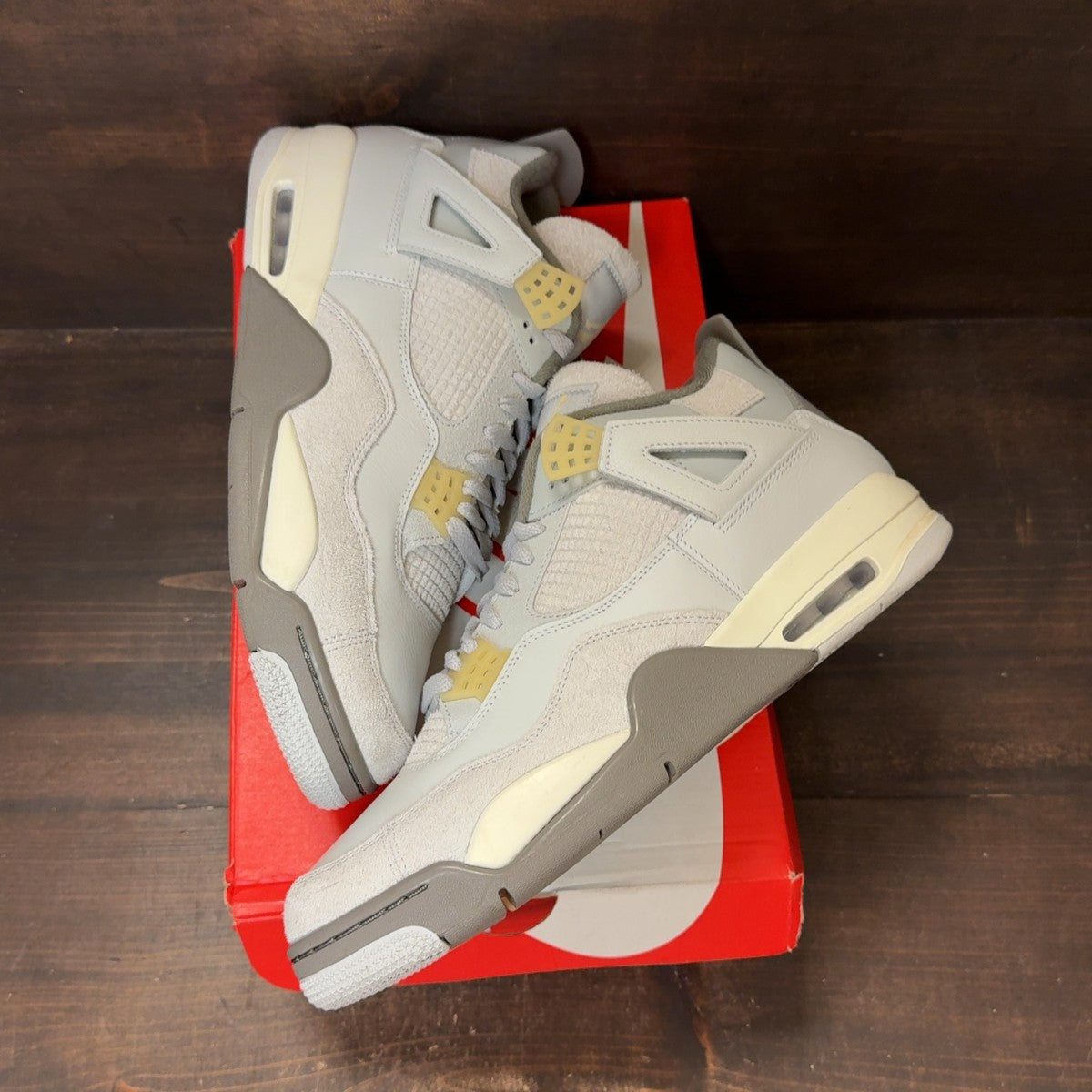 Jordan 4 Retro SE Craft Photon Dust Size 12 (Pre-Owned) - back
