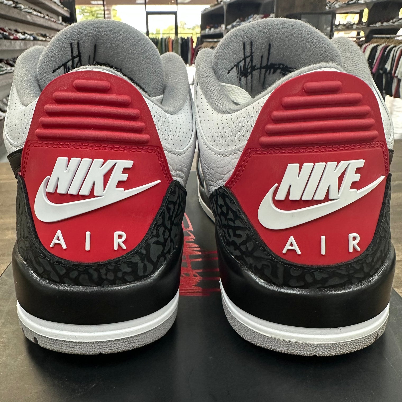 Tinker Hatfield Jordan 3 Retro (USED)