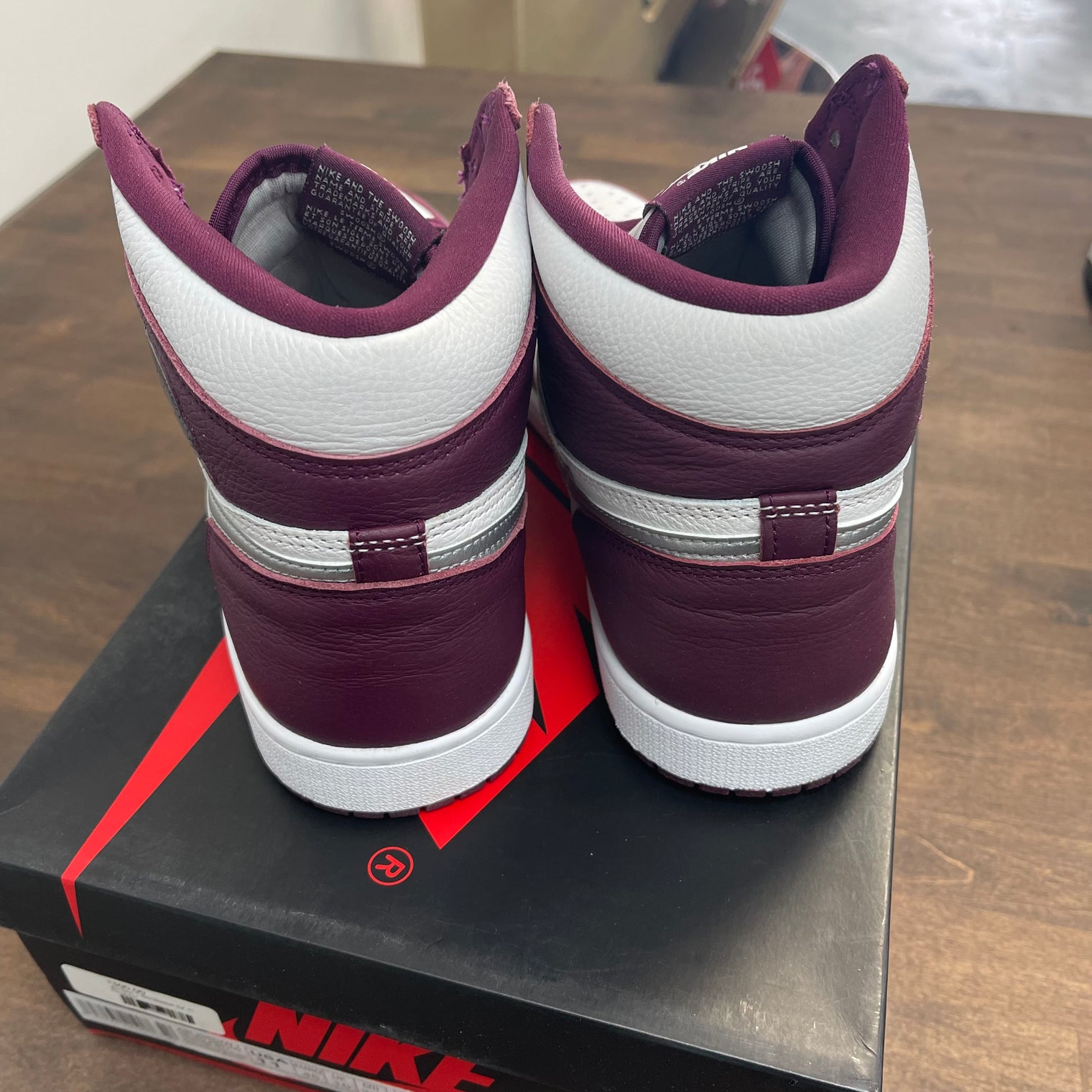 Nike Jordan 1 High Bordeaux (USED)