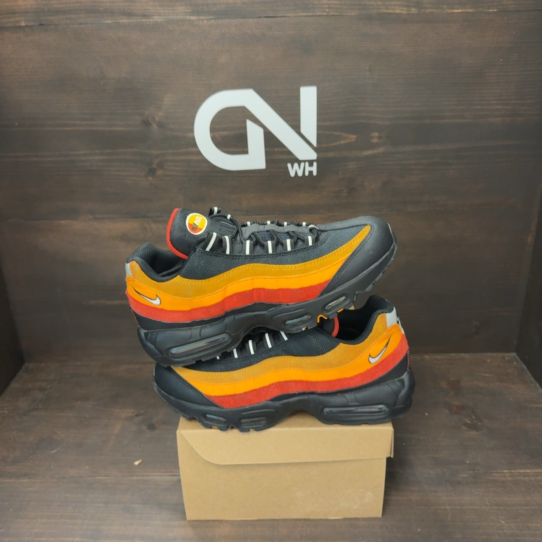 Nike Air Max 95 Raygun Size 9 (Pre-Owned) - Image 1