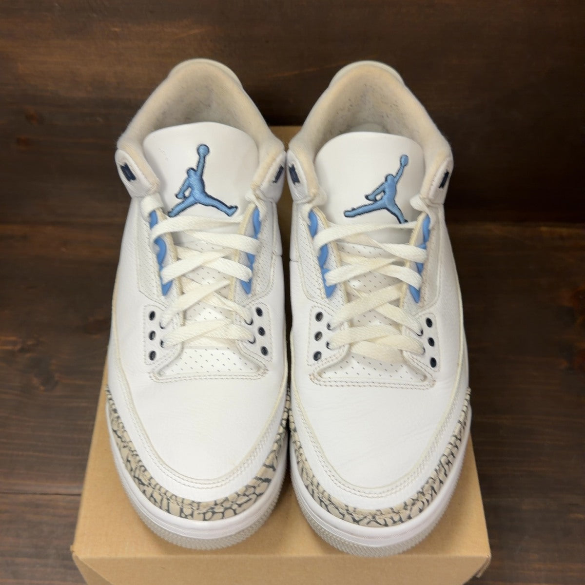 Jordan 3 Retro UNC (2020) Size 9 (Pre-Owned) - Image 3