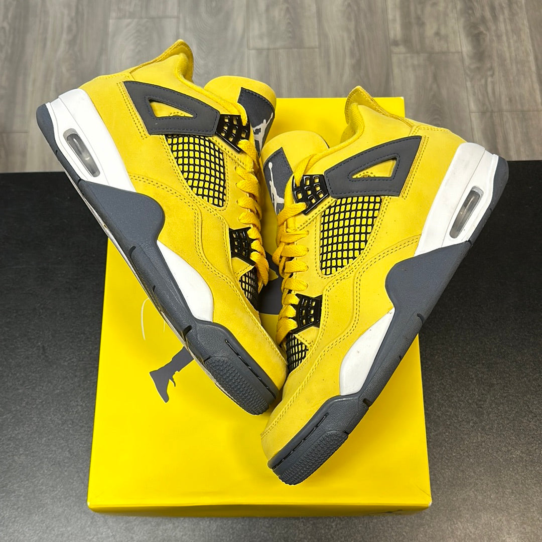 Lightning Jordan 4 (USED)