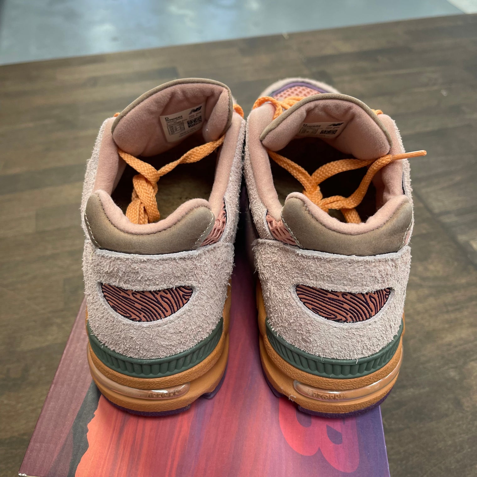 New Balance 990v2 Salehe Bembury Sand Be The Time (USED)