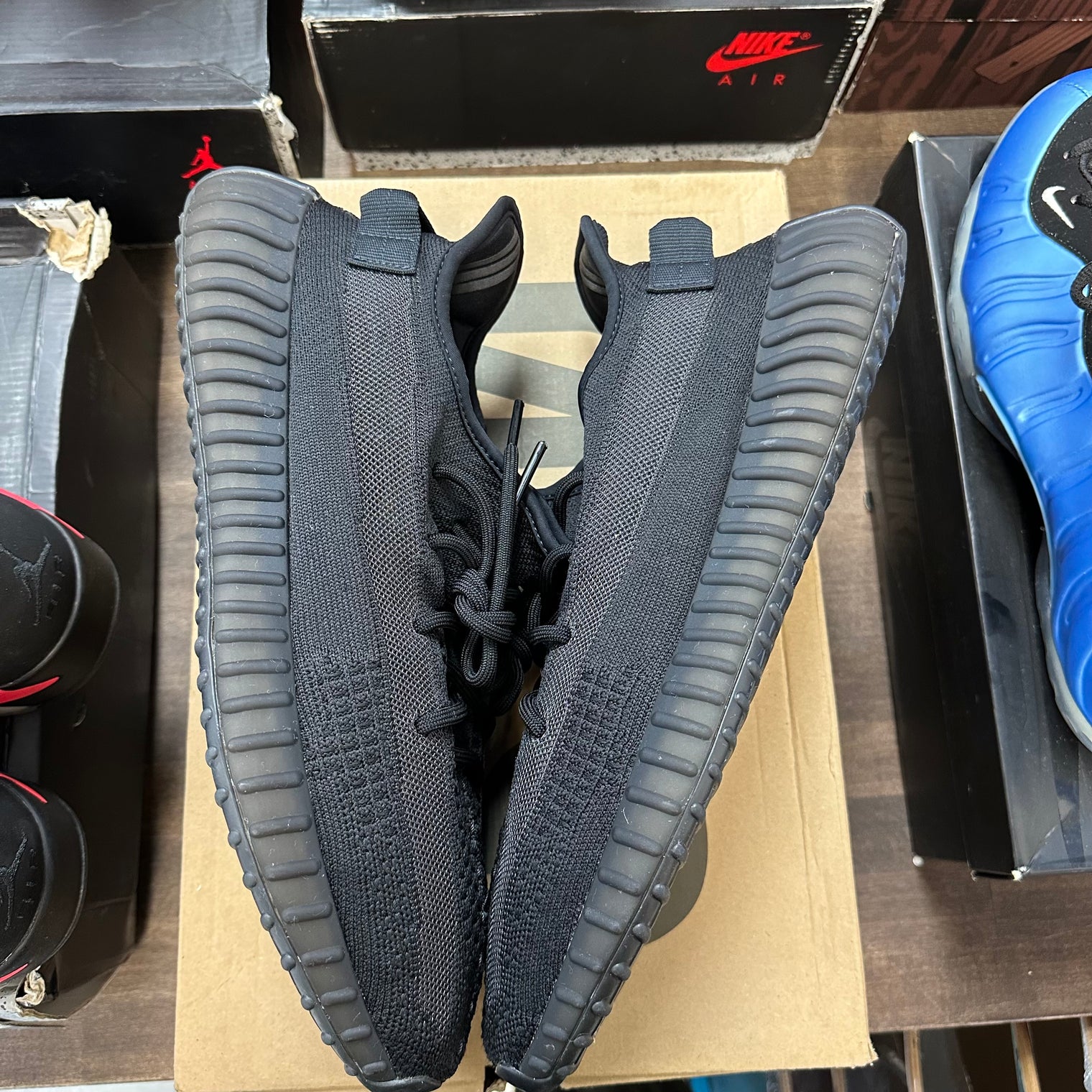 Onyx Yeezy 350 (USED)