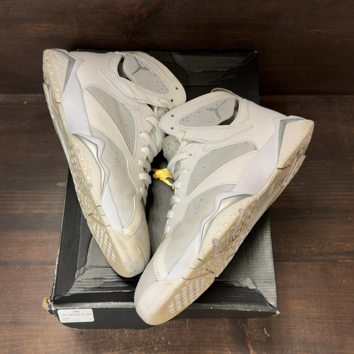 Jordan 7 Retro Pure Platinum Size 8.5 (Pre-Owned) - back