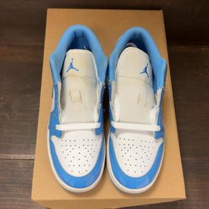 Jordan 1 Low SE Legend Blue Patent (GS) Size 4Y (Pre-Owned) - tag