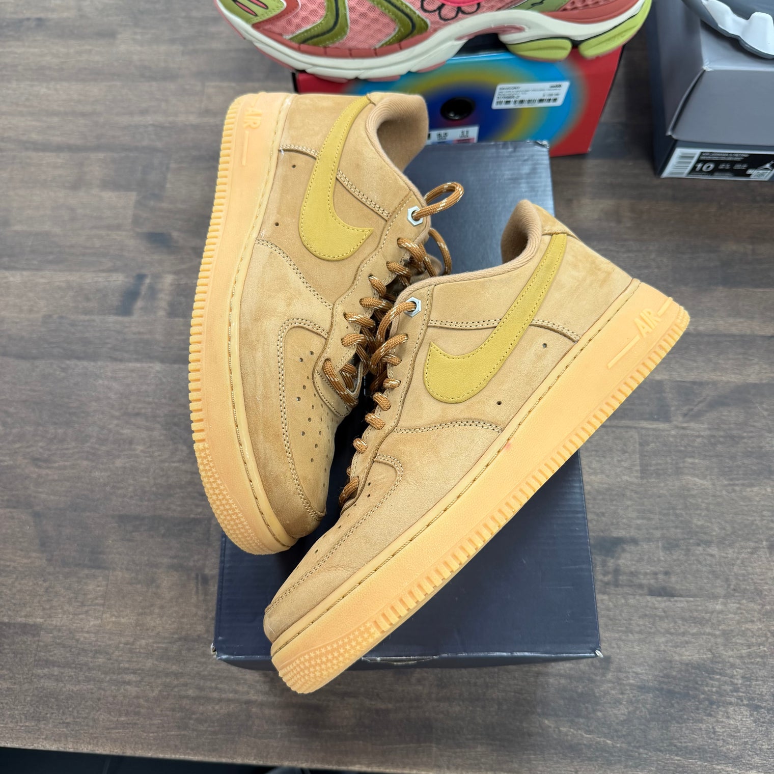 Flax Wheat Nike Air Force 1 Low (USED)