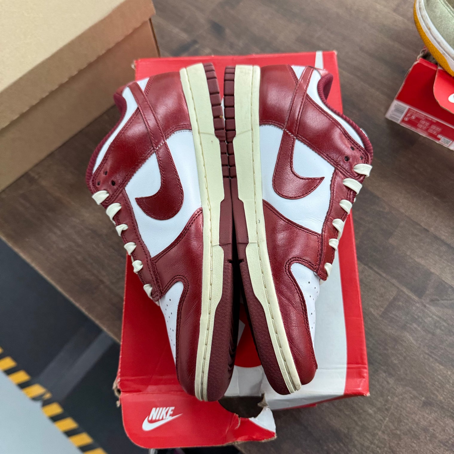 Vintage Red Nike Dunk Low (W) (USED)