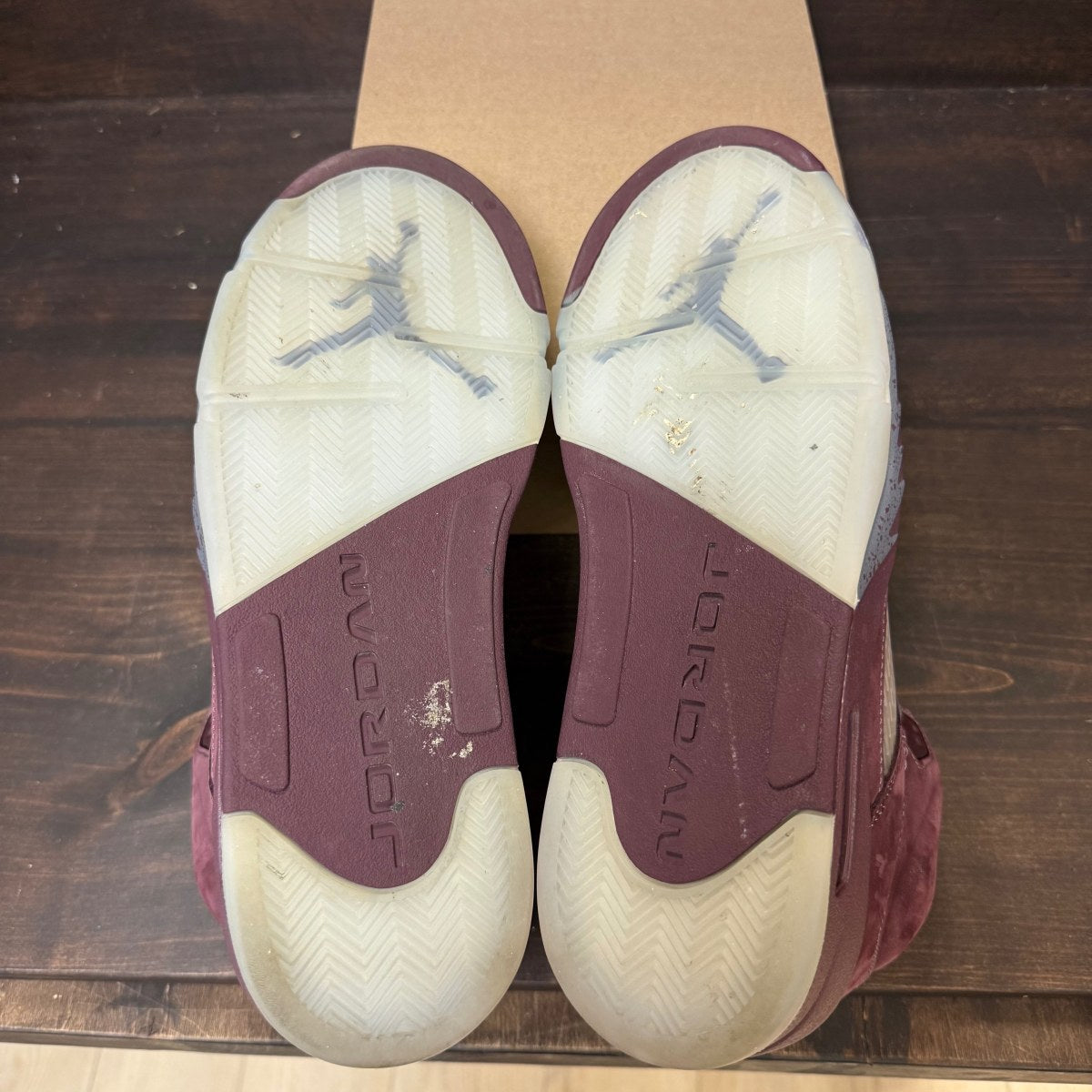 Jordan 5 Retro Burgundy (2023) Size 13 (Pre-Owned) - Image 6