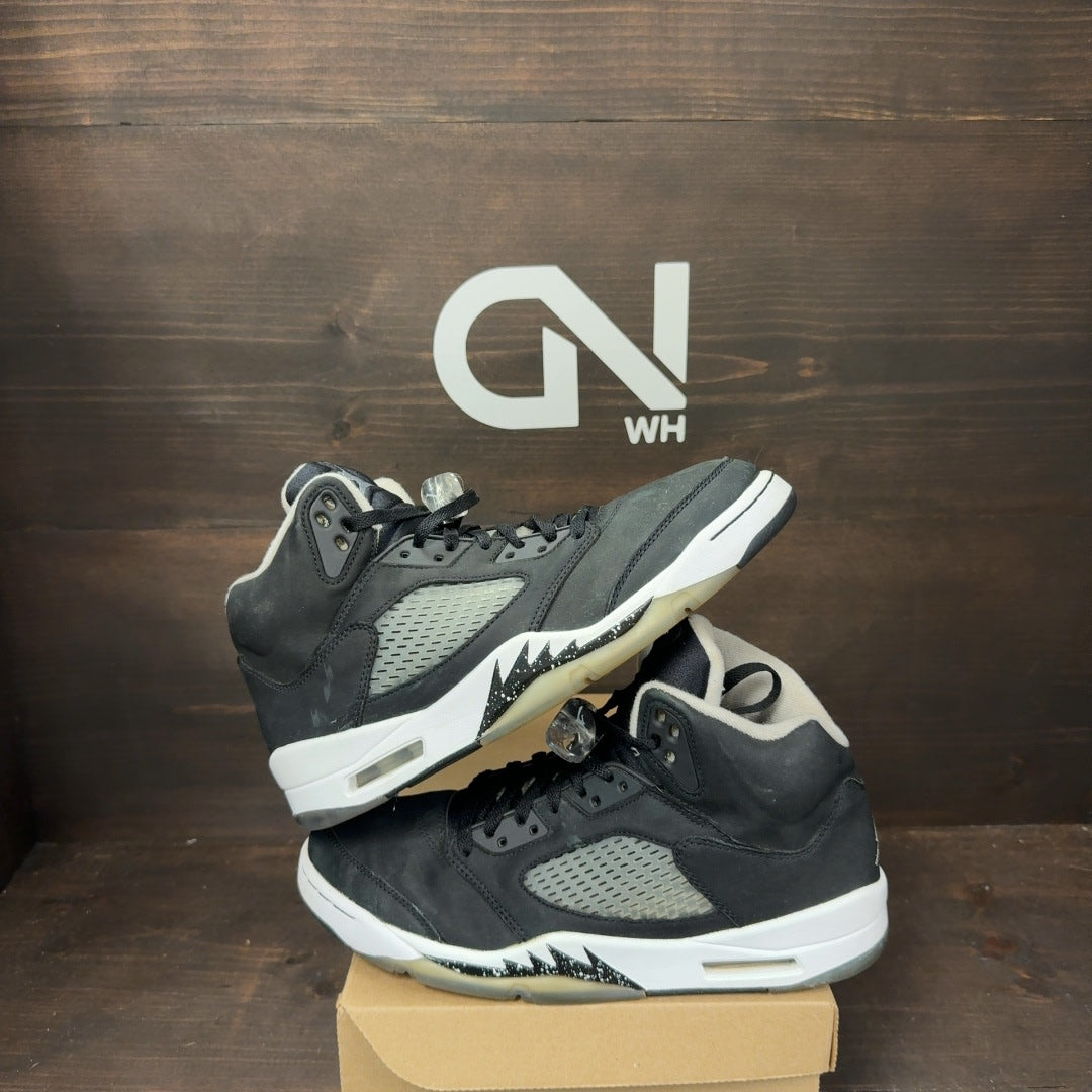 Jordan 5 Retro Moonlight (2021) Size 9.5 (Pre-Owned) - Image 1