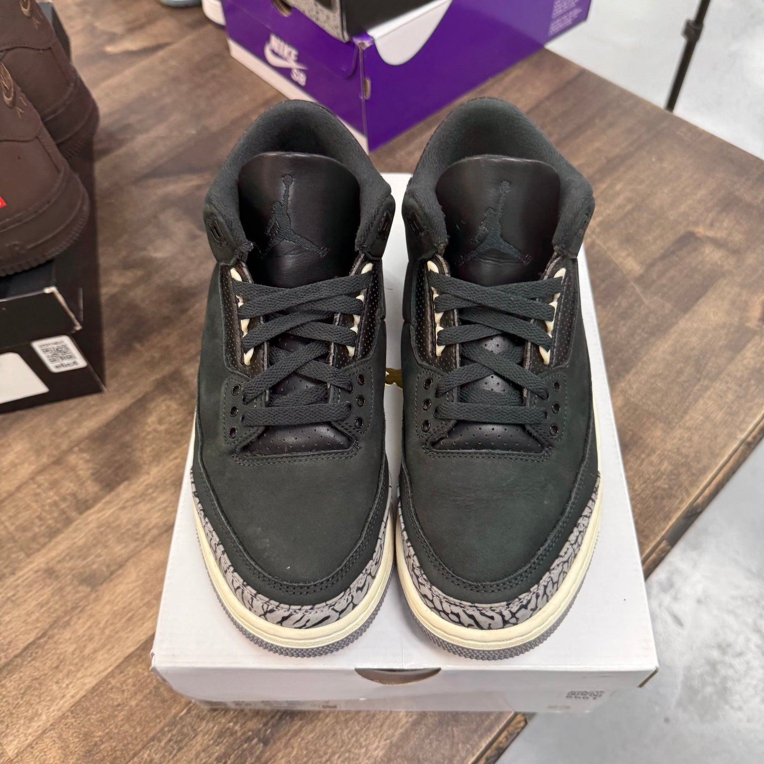 Off Noir Jordan 3 Retro (Women's) (USED)
