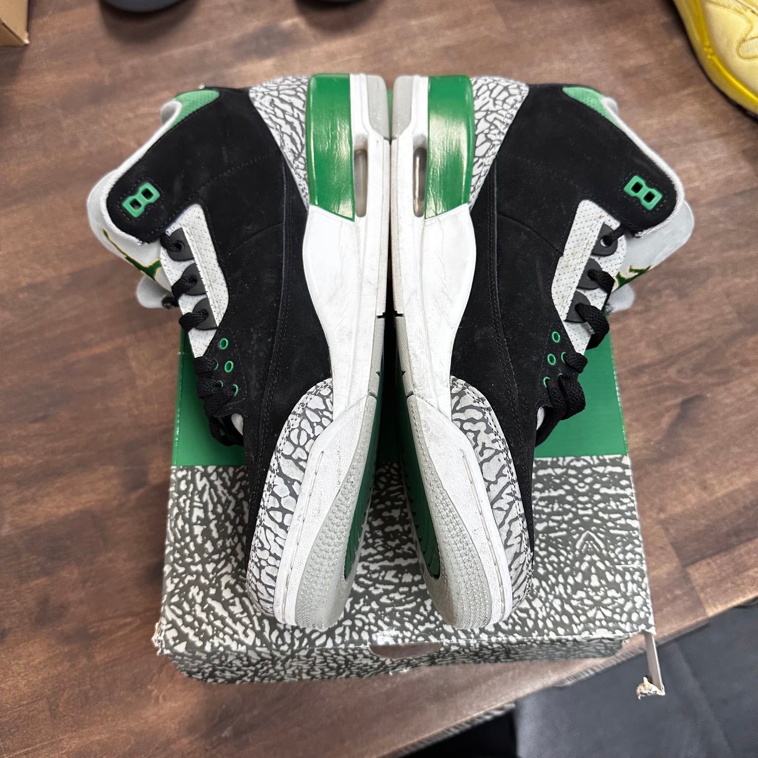 Pine Green Jordan 3 (USED)