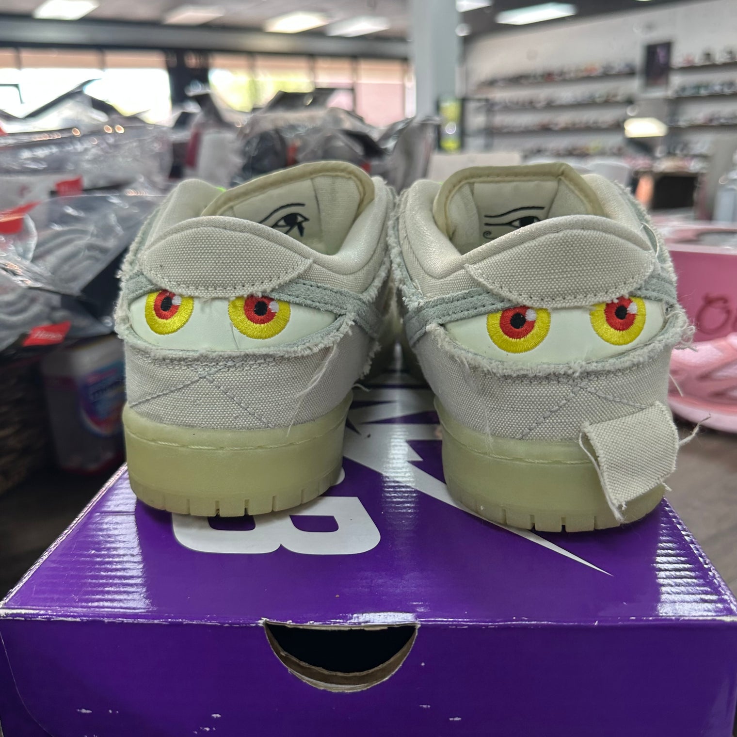 Mummy SB Dunk Low (USED)