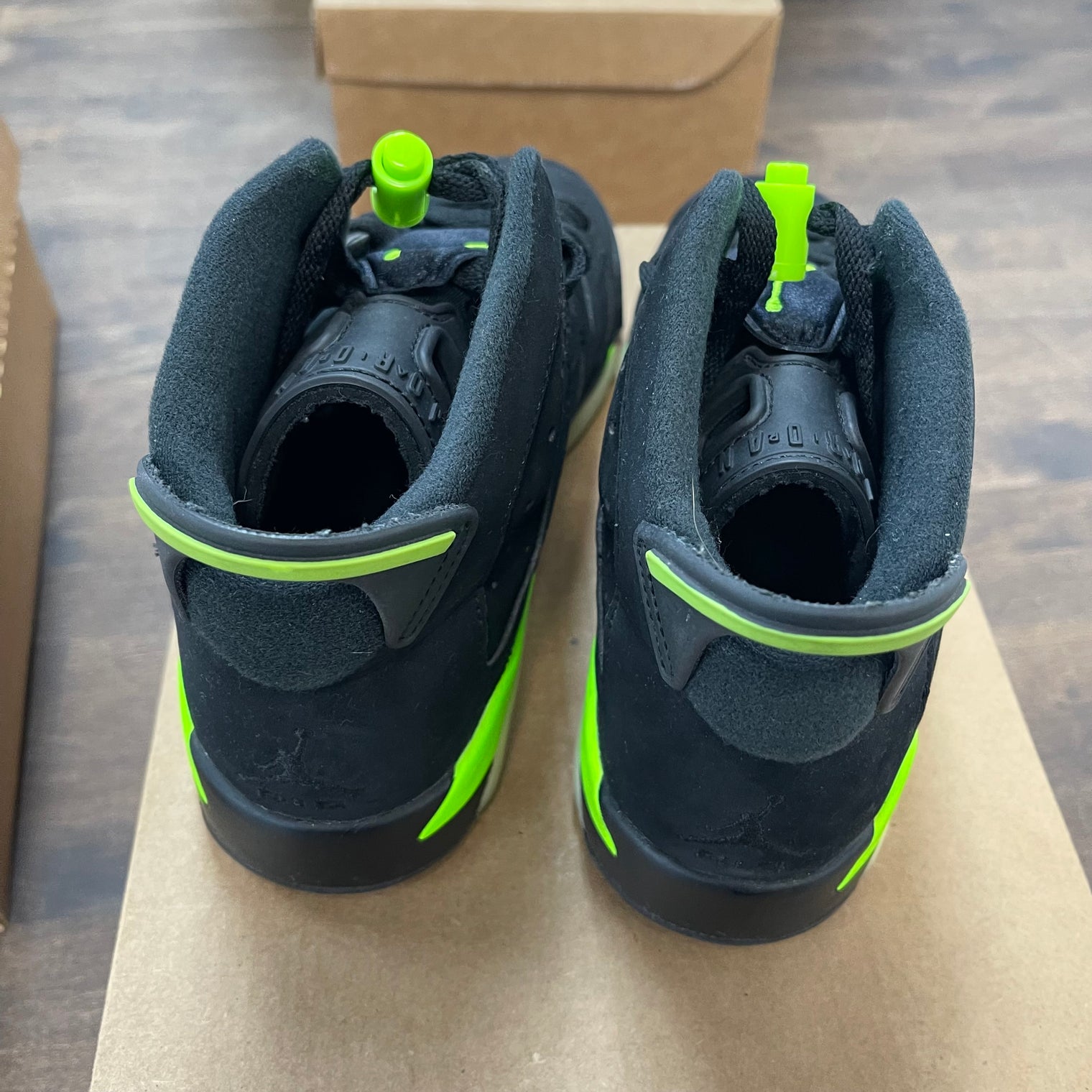 (GS) Electro Green Jordan 6 (USED,No Box)