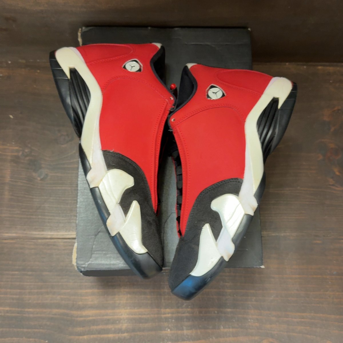 Jordan 14 Retro Gym Red Toro Size 8 (Pre-Owned) - back