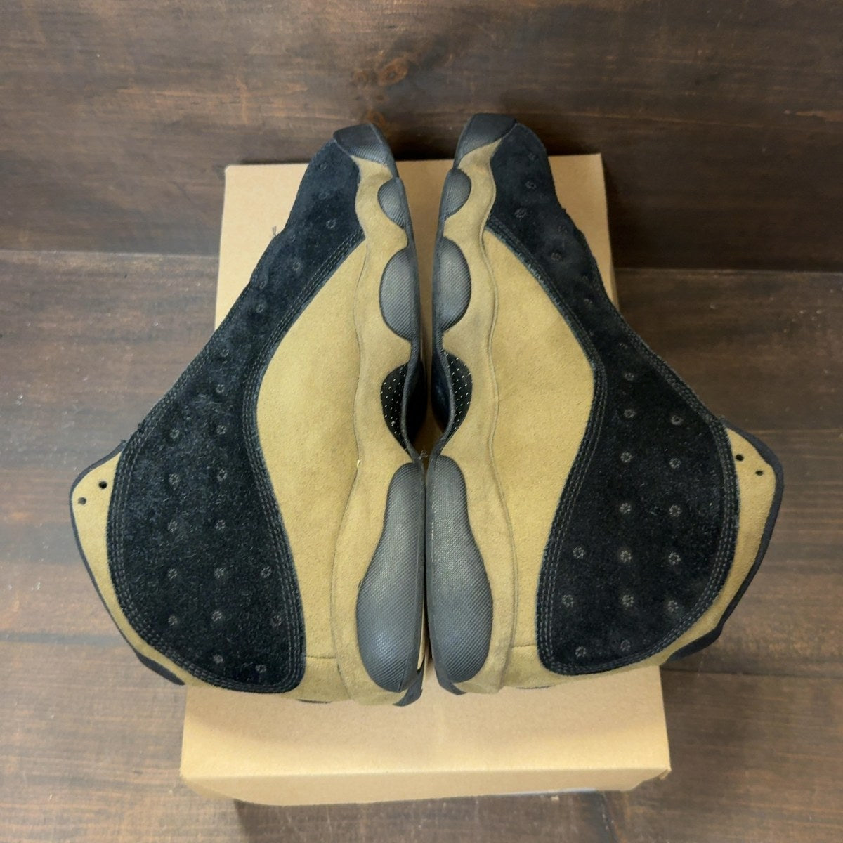 Jordan 13 Retro Olive Size 8.5 (Pre-Owned) - Image 6