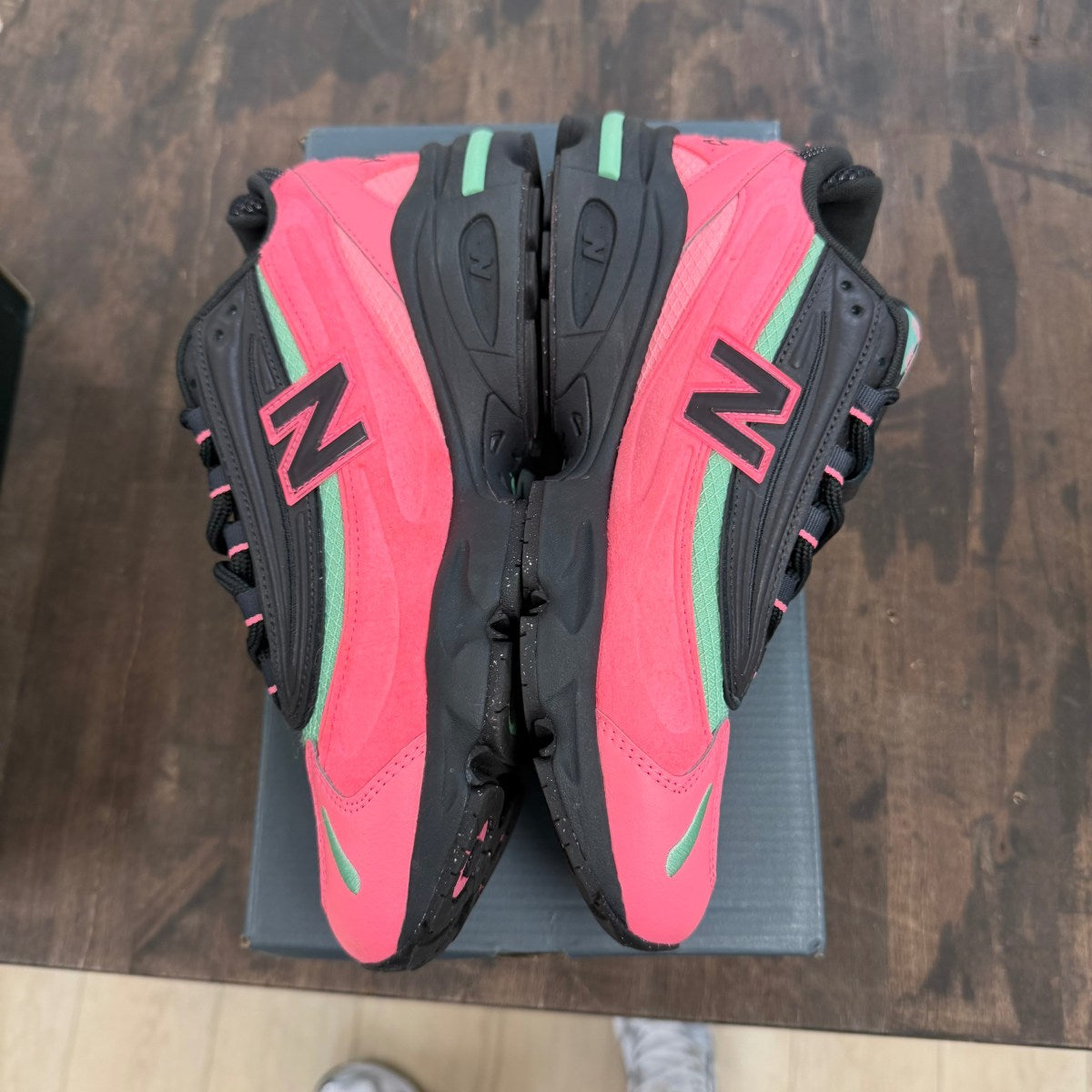 New Balance 1000 Black Pink - Image 3
