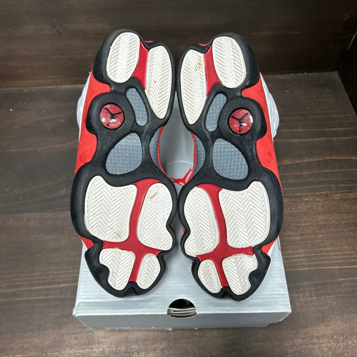 Jordan 13 Retro OG Chicago (2017) - Image 6