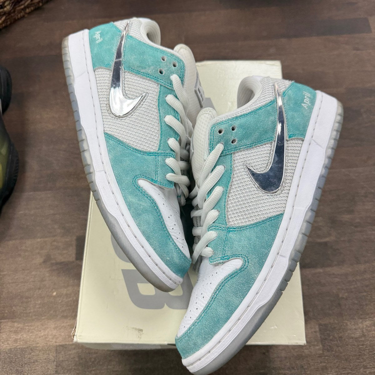 Nike SB Dunk Low April Skateboards - Image 1