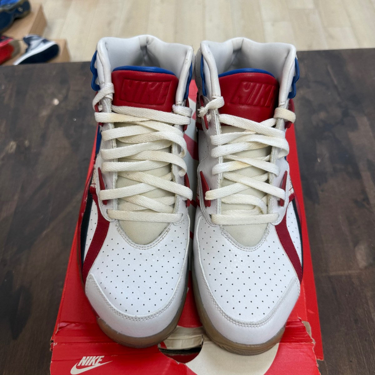 Nike Air Trainer SC High Bo Knows Hockey Size 10 (Pre-Owned) - Image 2