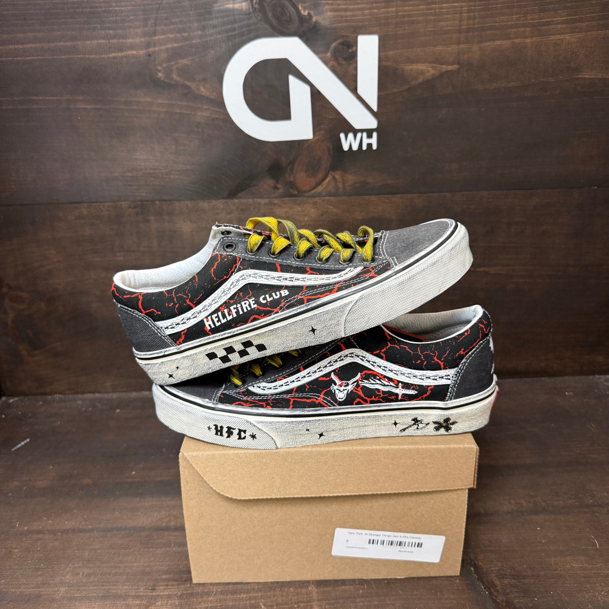 Vans Style 36 Stranger Things Size 9 (Pre-Owned) - Image 1