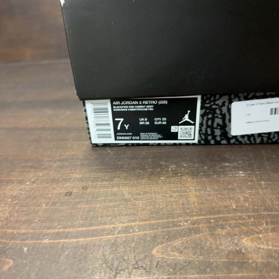 Jordan 3 Retro Black Cement (2024) (GS) - Image 8