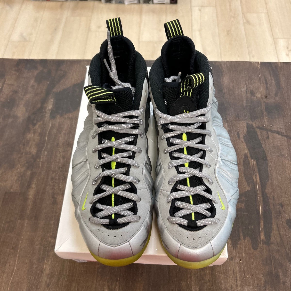 Nike Air Foamposite One Silver Volt Camo - Image 2