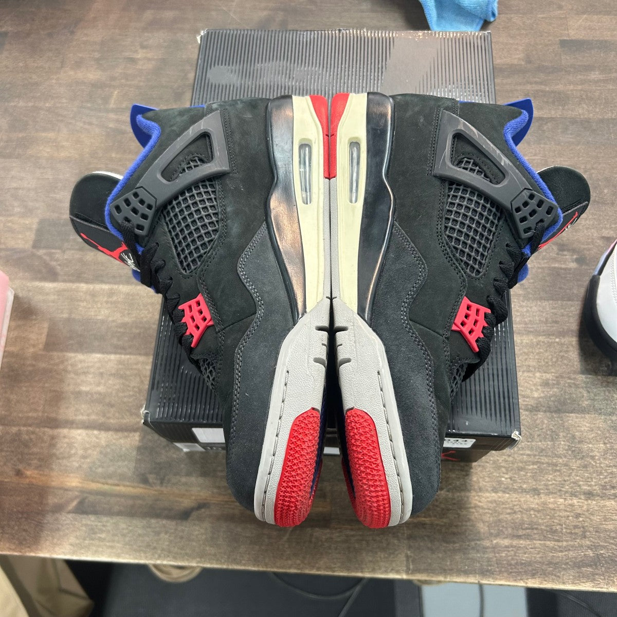 Jordan 4 Retro Rare Air (White Lettering) Size 10 (Pre-Owned) - Image 2