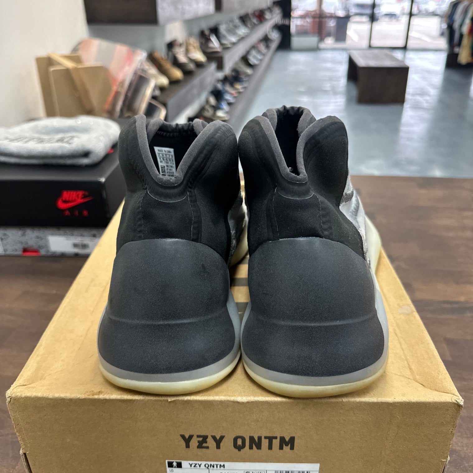 Adidas Quantum Lifestyle Model (USED)