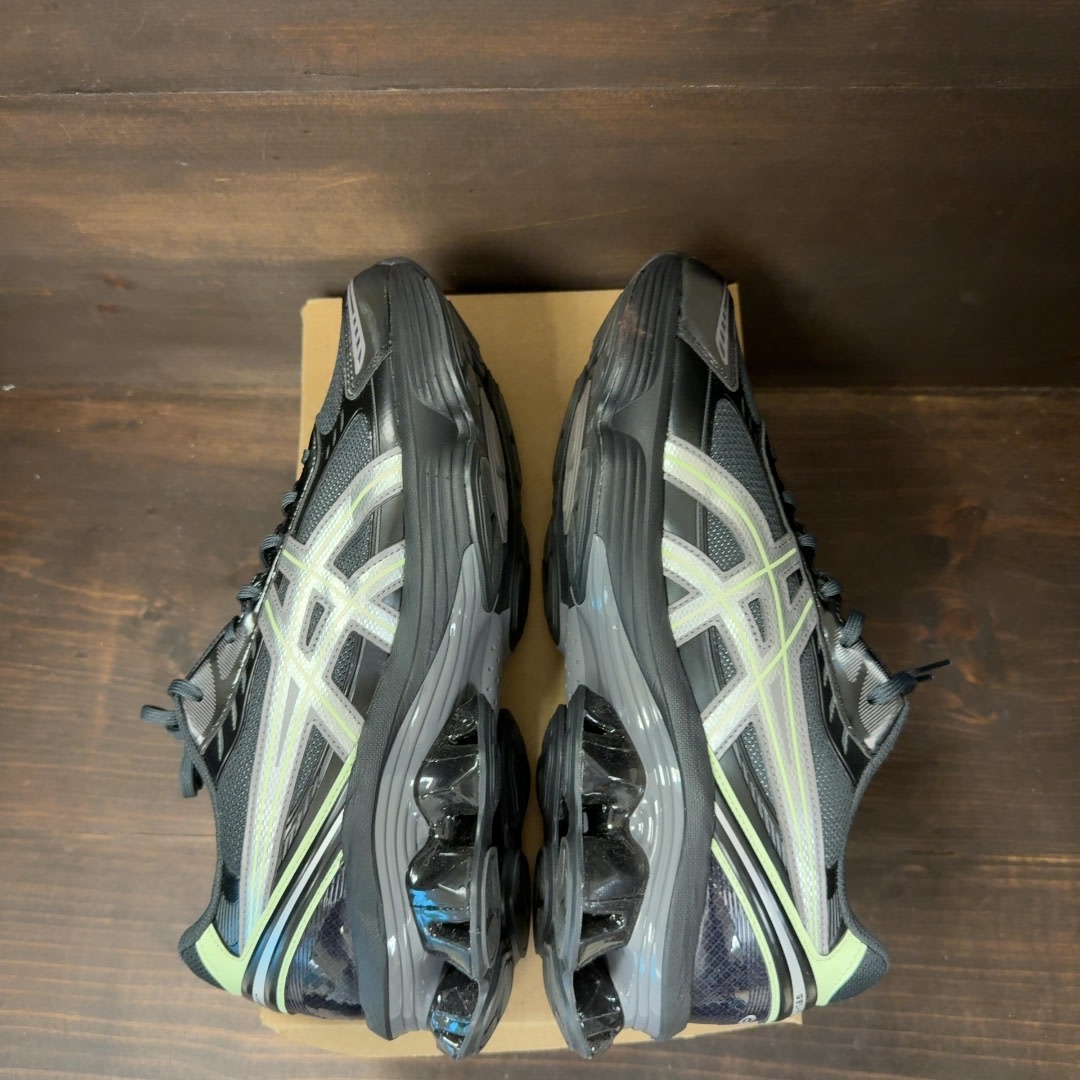ASICS Gel-Kinetic Fluent Graphite Grey Illuminate Yellow Size 11.5 (Pre-Owned) - Image 6