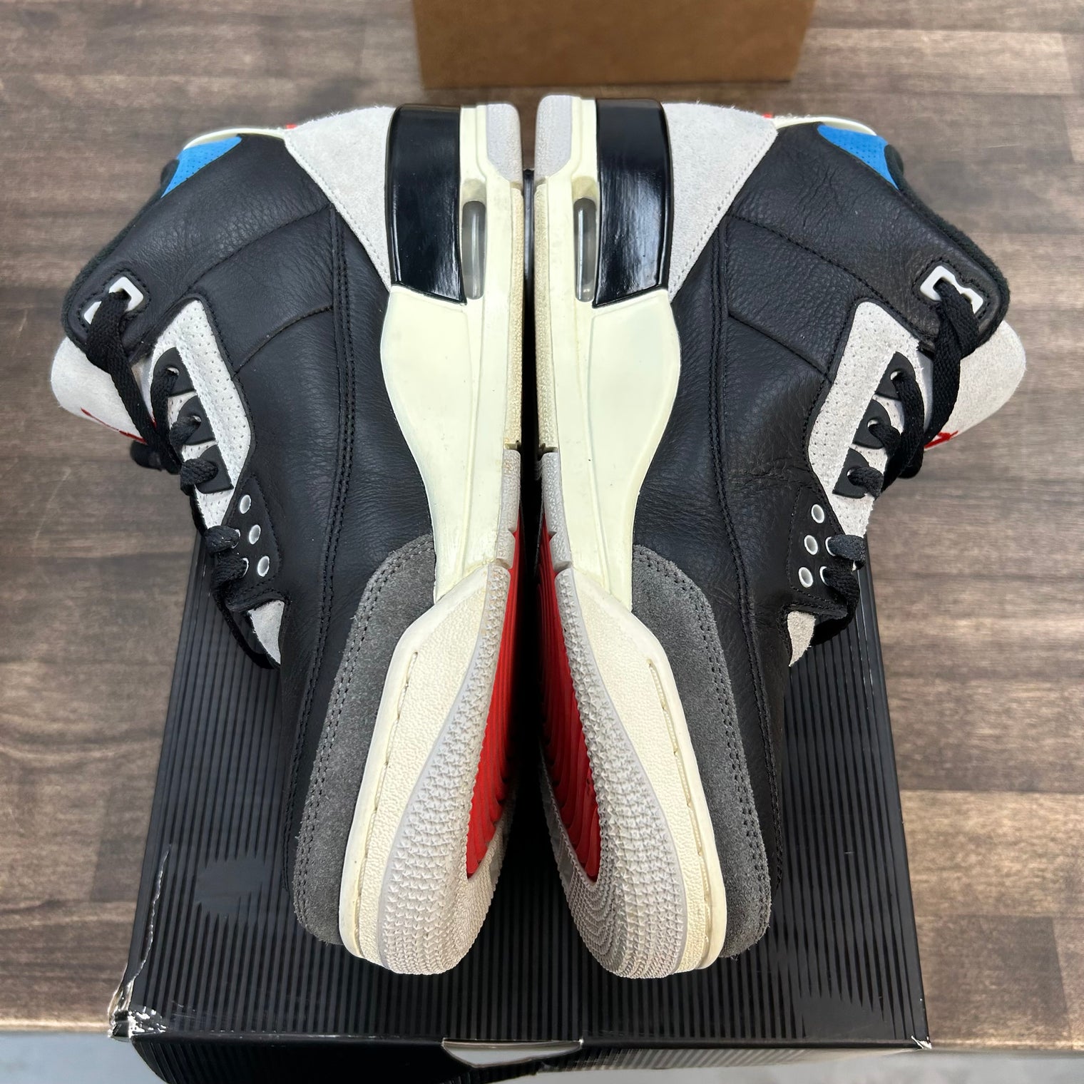 Rare Air Jordan 3 (USED)