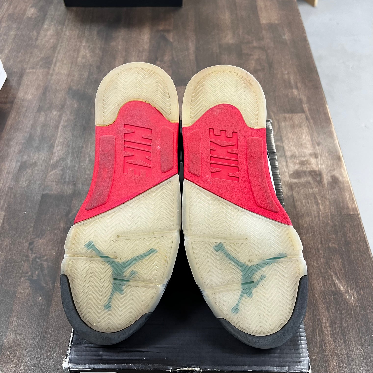 Top 3 Jordan 5 (USED)