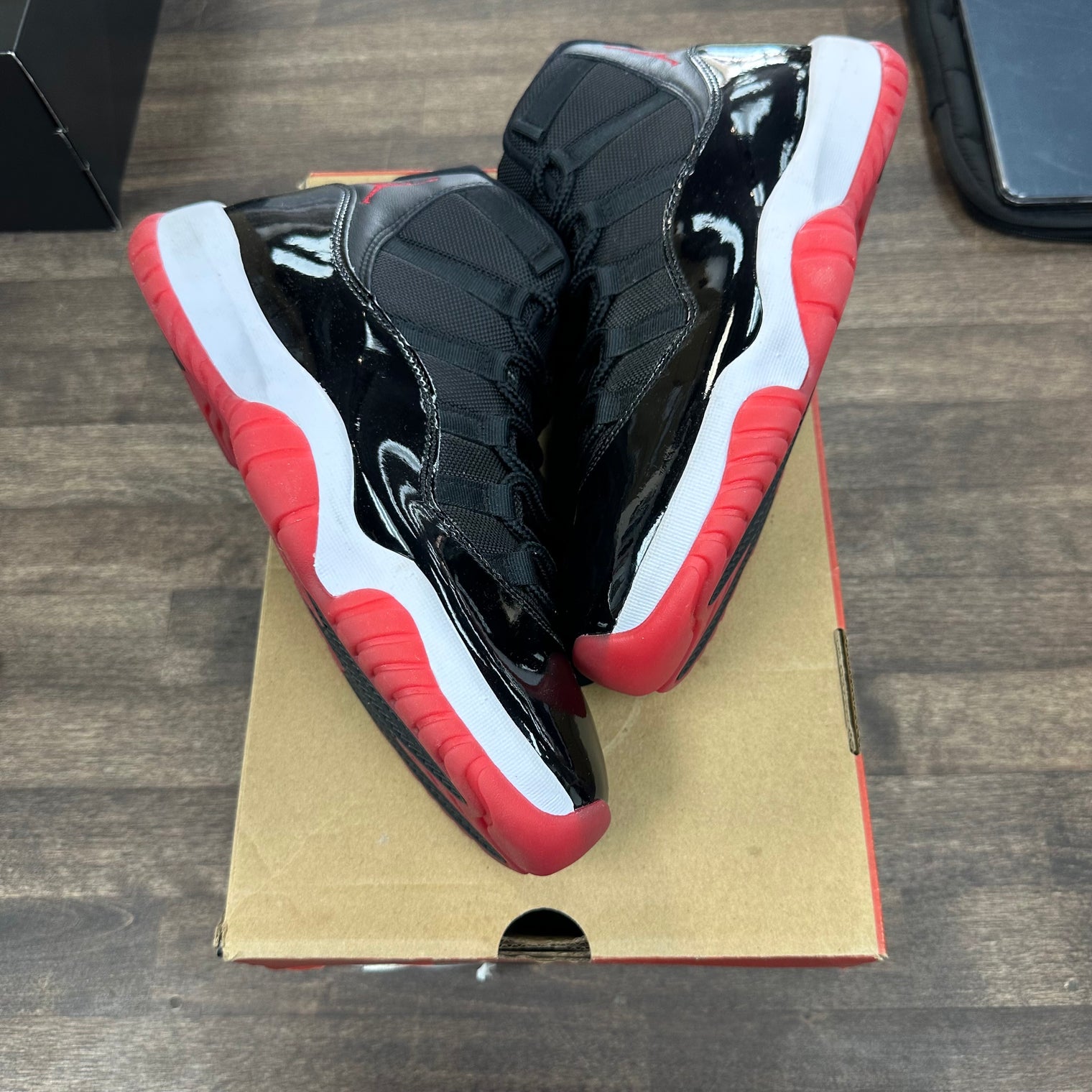 Bred Jordan 11 High (2019) (USED)