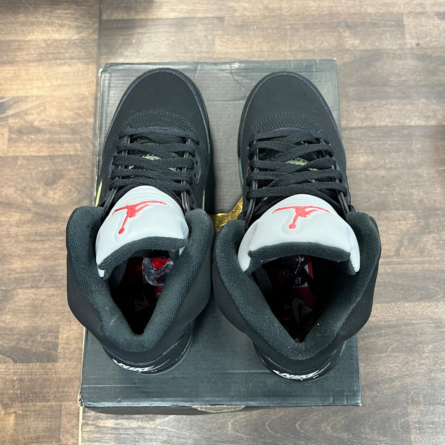 (GS) Black Metallic Jordan 5 (USED)