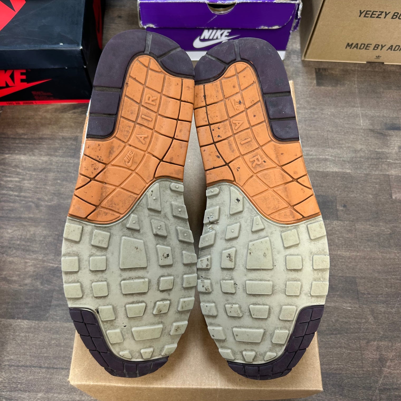 Patta Waves Air Max 1 Monarch (Used, No Box)