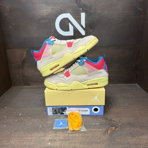 Jordan 4 Retro Union Guava Ice Size 10 (Pre-Owned) - front