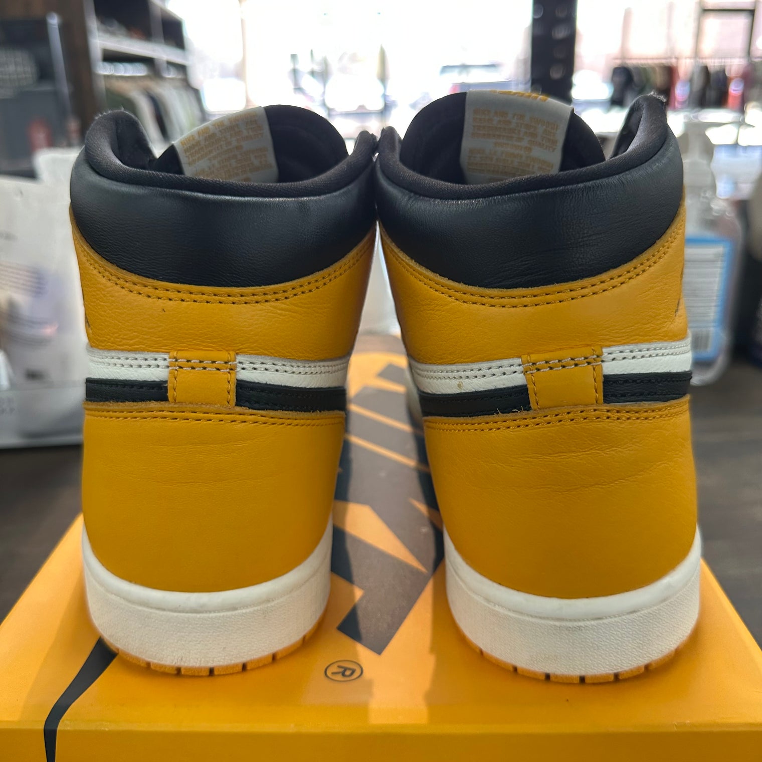 Yellow Toe Jordan 1 High (USED)