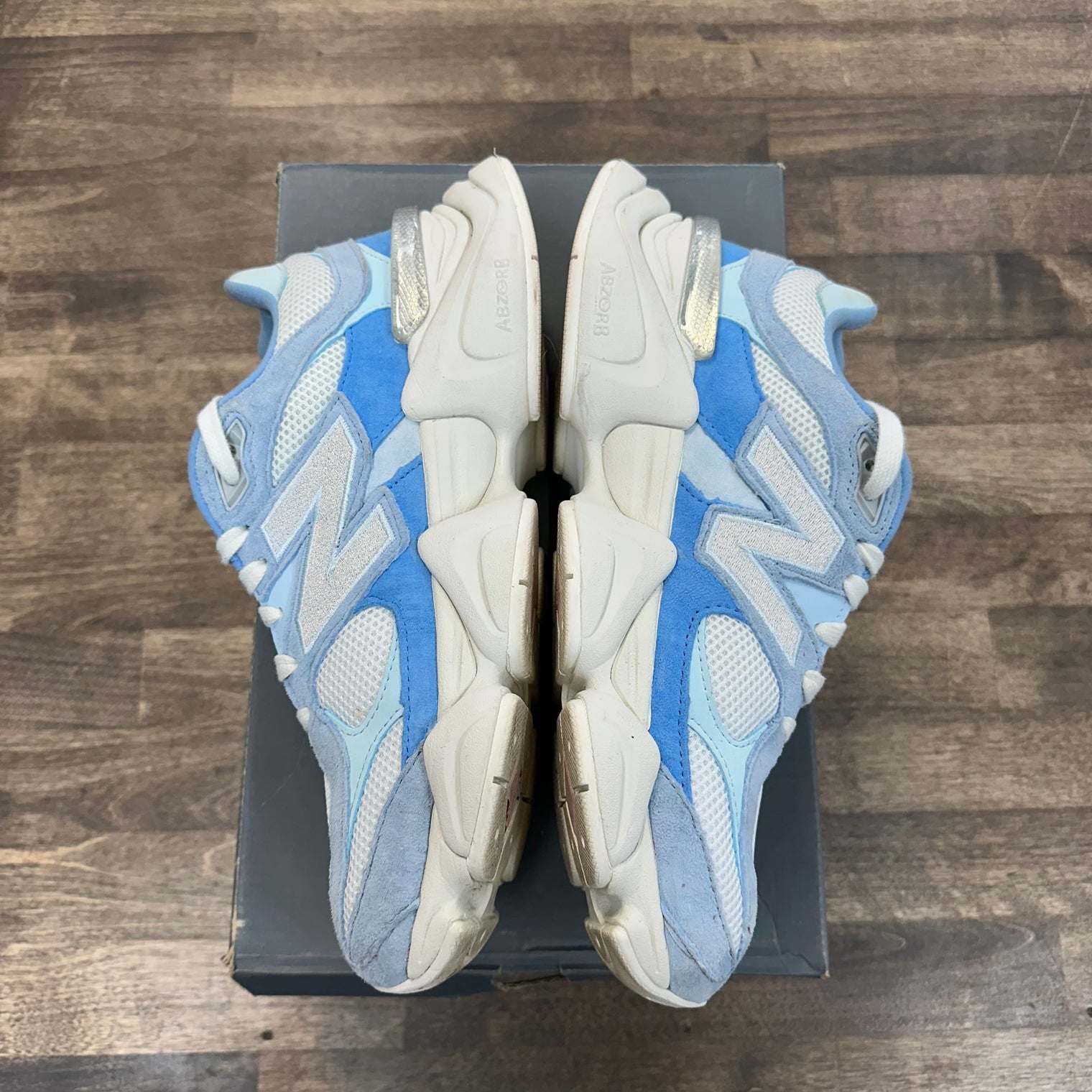 Blue White New Balance 9060 (USED)