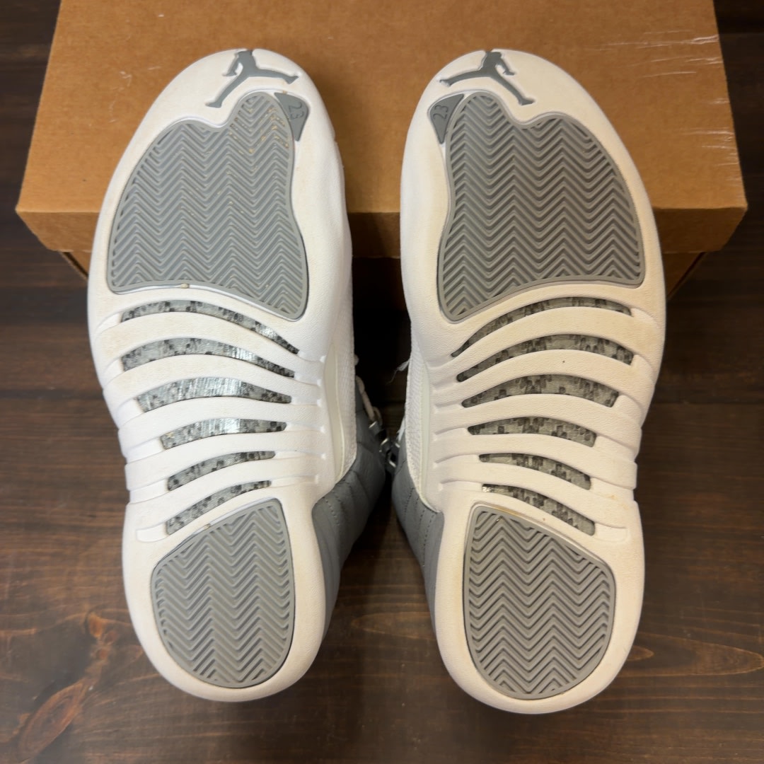 Jordan 12 Retro Stealth Size 7 (Pre-Owned) - Image 6