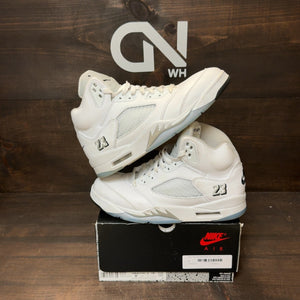 Jordan 5 Retro White Metallic (2026) - Image 1