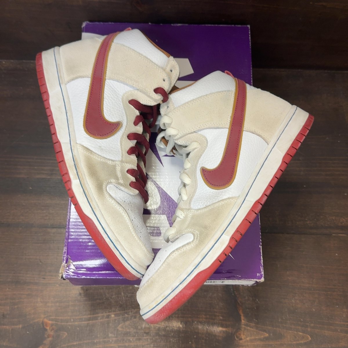 Nike SB Dunk High Sail Bright Crimson Size 10.5 (Pre-Owned) - back