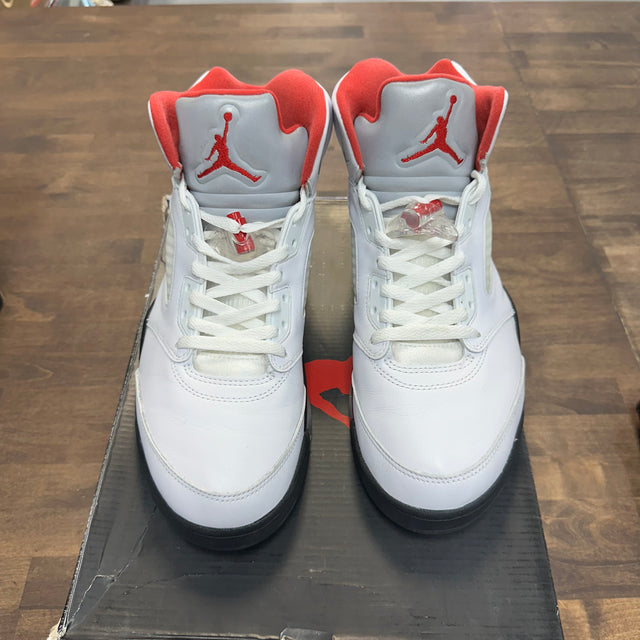 Fire Red Jordan 5 (USED)
