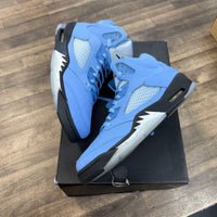 Jordan 5 Retro UNC University Blue - Image 1