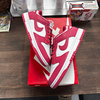 Archeo Pink Nike Dunk Low (USED)