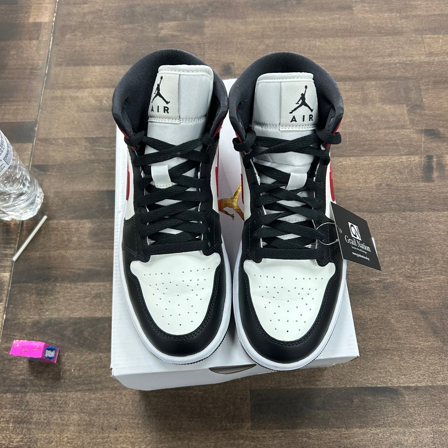 Gym Red Off Noir Jordan 1 Mid (W) (USED)