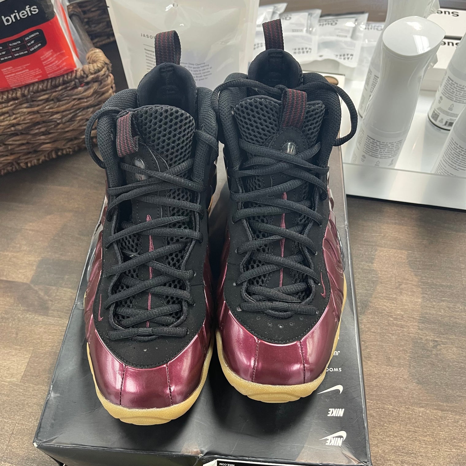 (GS) Maroon Nike Foamposite (USED,No Lid)