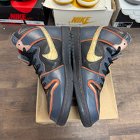 RX-0 Unicorn Gundam 02 Banchee Nike SB Dunk High (USED, No Box)