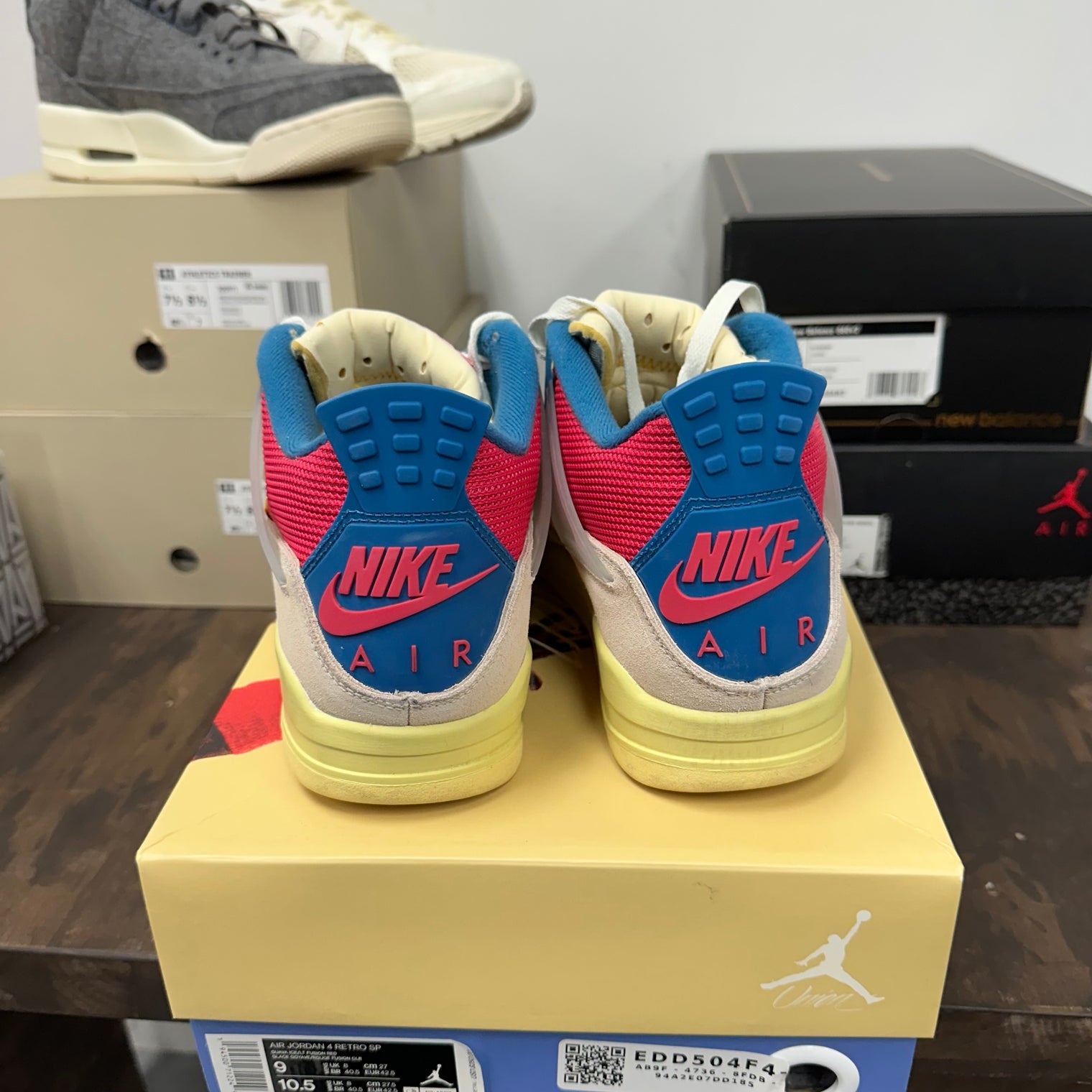 Union Guava Ice Jordan 4 Retro (USED)